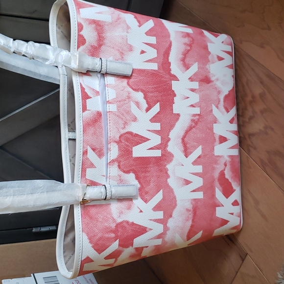 MK tote - Picture 4 of 5